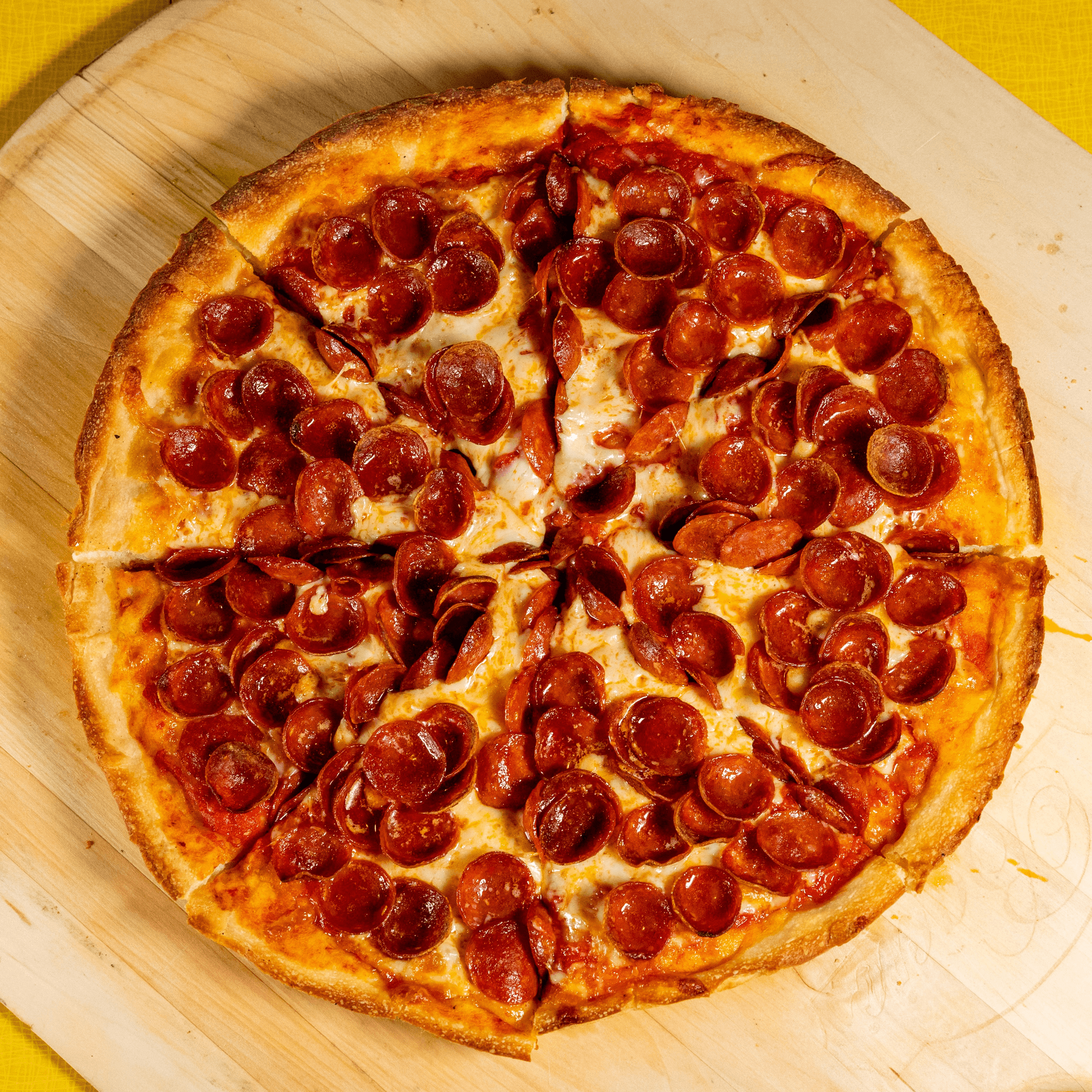 Chong Pepperoni Pizza.